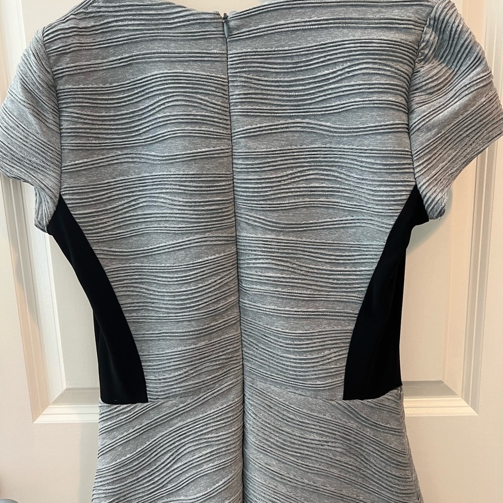 Joseph Ribkoff Drees Size 10 - Picture 10 of 15